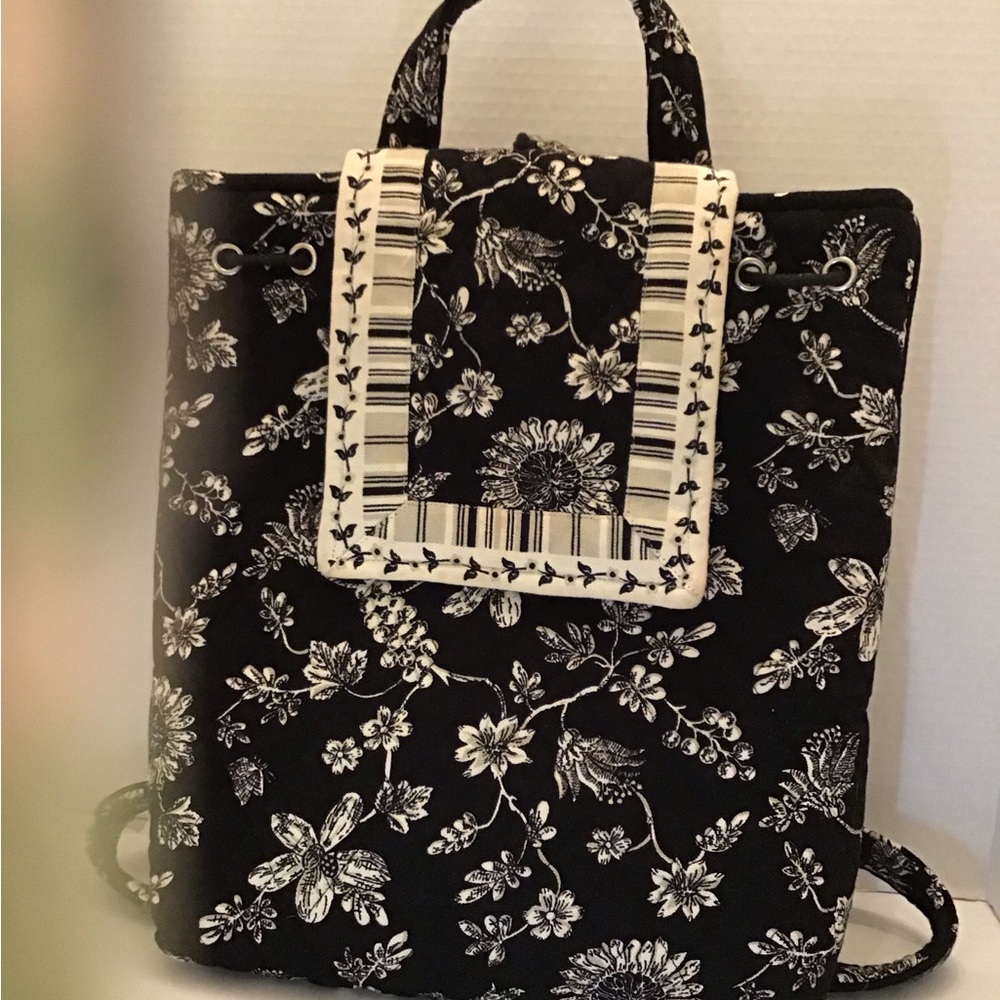EUC FLORAL BACKPACK - Picture 14 of 14
